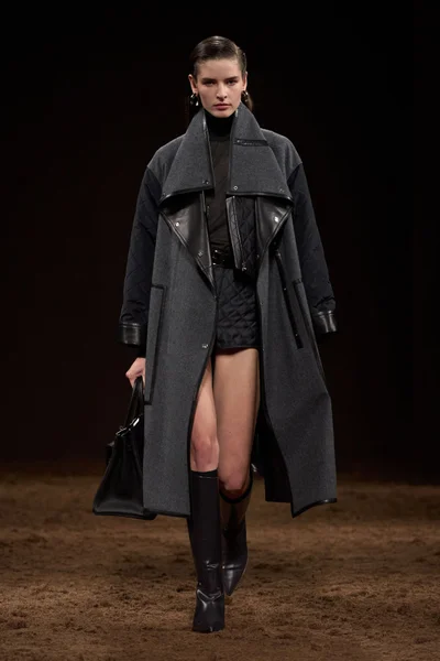Look 2